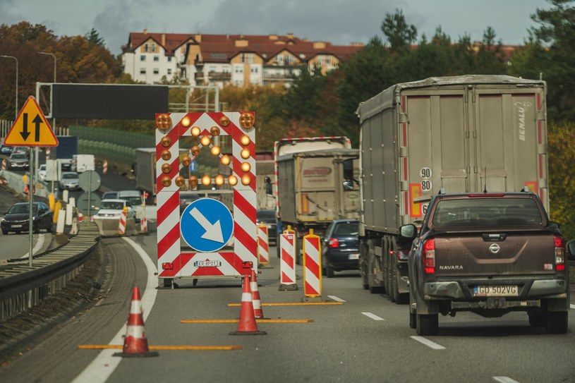 Remont na autostradzie A1 potrwa kilka tygodni. Drogowcy chcą się uwinąć przed wakacjami. / Karol Makurat/REPORTER  /East News