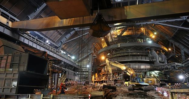 Remont wielkiego pieca w hucie ArcelorMittal Poland w Krakowie /PAP