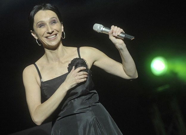 Renata Przemyk zaśpiewała z grupą Za Zu Zi, ale nie pojawiła się w teledysku /AKPA