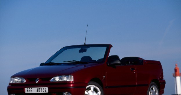 Renault 19 cabrio /Informacja prasowa