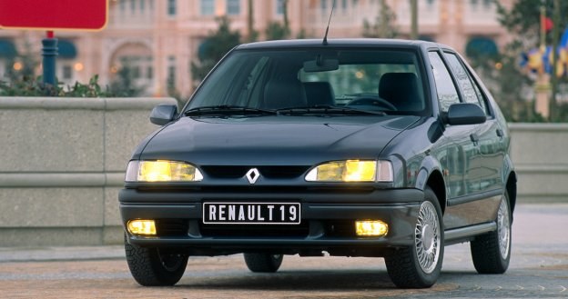 Renault 19 Phase2 (1992) /Renault