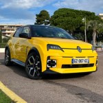 Renault 5 Renault 5 po zmianach na 2026 rok. Więcej wyposażenia i opcji personalizacji