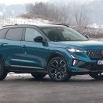 Renault Austral Renault Austral ma 199 KM, piętnaście biegów i trzy silniki. Jak jeździ?