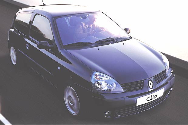 Renault Clio 2004 (kliknij) /INTERIA.PL