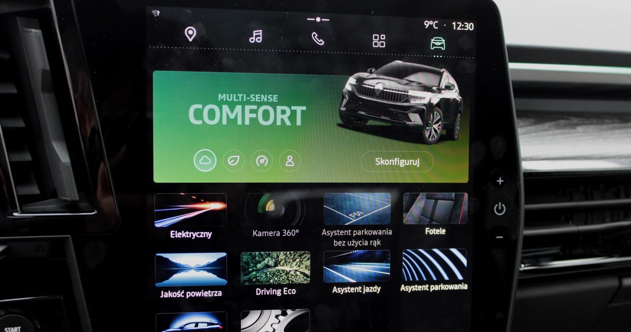 Renault Espace E-Tech full hybrid  w wersji iconic - dotykowy ekran działa płynnie. System info-rozrywki bazuje na Androidzie /Paweł Rygas /INTERIA.PL