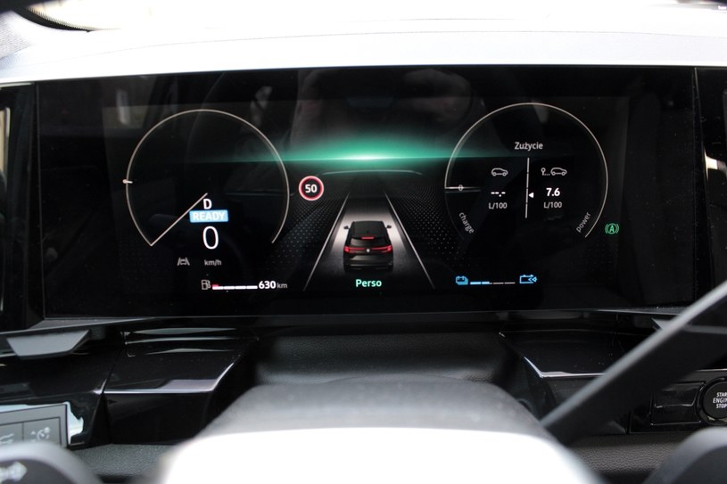 Renault Espace E-Tech full hybrid  w wersji iconic - wynik zużycia paliwa z duuuużą przewagą jazdy po drogach szybkiego ruchu, również po niemieckich autostradach /Paweł Rygas /INTERIA.PL