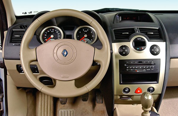 Renault Megane II (20022008) zdj.3 magazynauto
