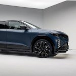 Renault Megane powraca w nowej formie. Lepsza bateria i większy zasięg 