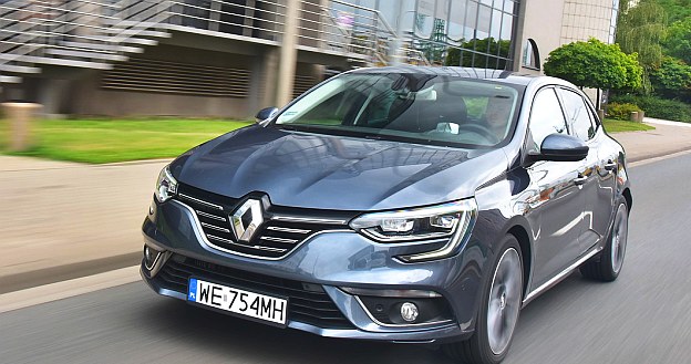 Renault Megane to jeden z najlepiej wyglądających kompaktów na rynku. Duża w tym zasługa ciekawych świateł. /Motor