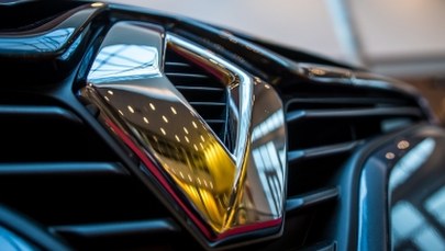 Renault od 25 lat fałszuje wyniki testów spalin? AFP cytuje raport francuskich służb