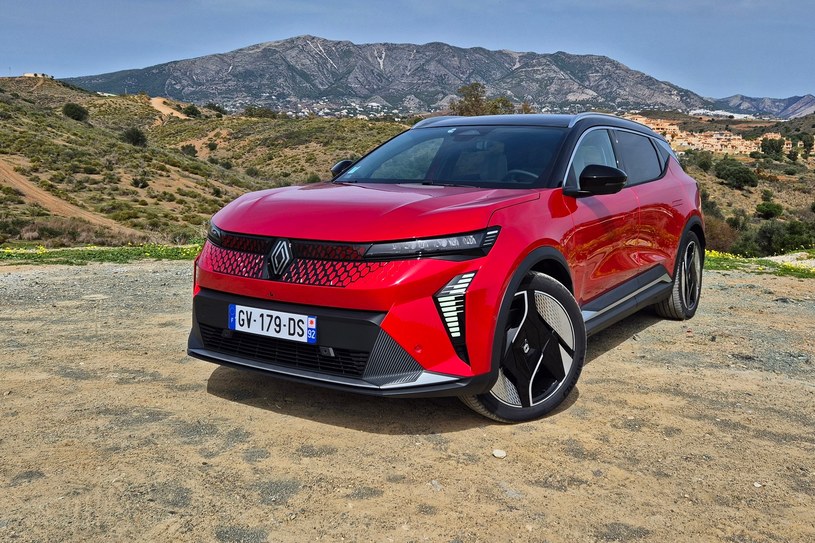 Renault Scenic E-Tech to kolejny SUV w gamie marki /Michał Domański /INTERIA.PL