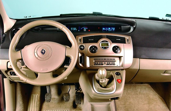 Renault Scenic II (20032009) zdj.3 magazynauto