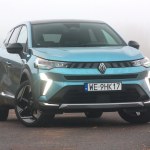 Renault Symbioz z nowym napędem hybrydowym mało pali, ale nie jest idealne