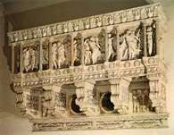 Renesans,:Donatello, balkon dla śpiewaków w katedrze florenckiej, 1433-38 /Encyklopedia Internautica