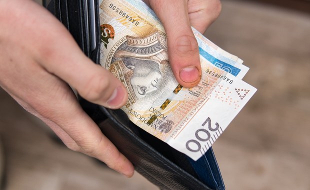 Renta alkoholowa. Ile wynosi i kto może liczyć na wsparcie?