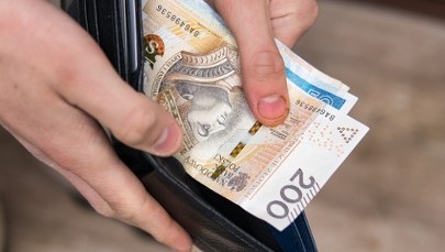 Renta alkoholowa. Ile wynosi i kto może liczyć na wsparcie?