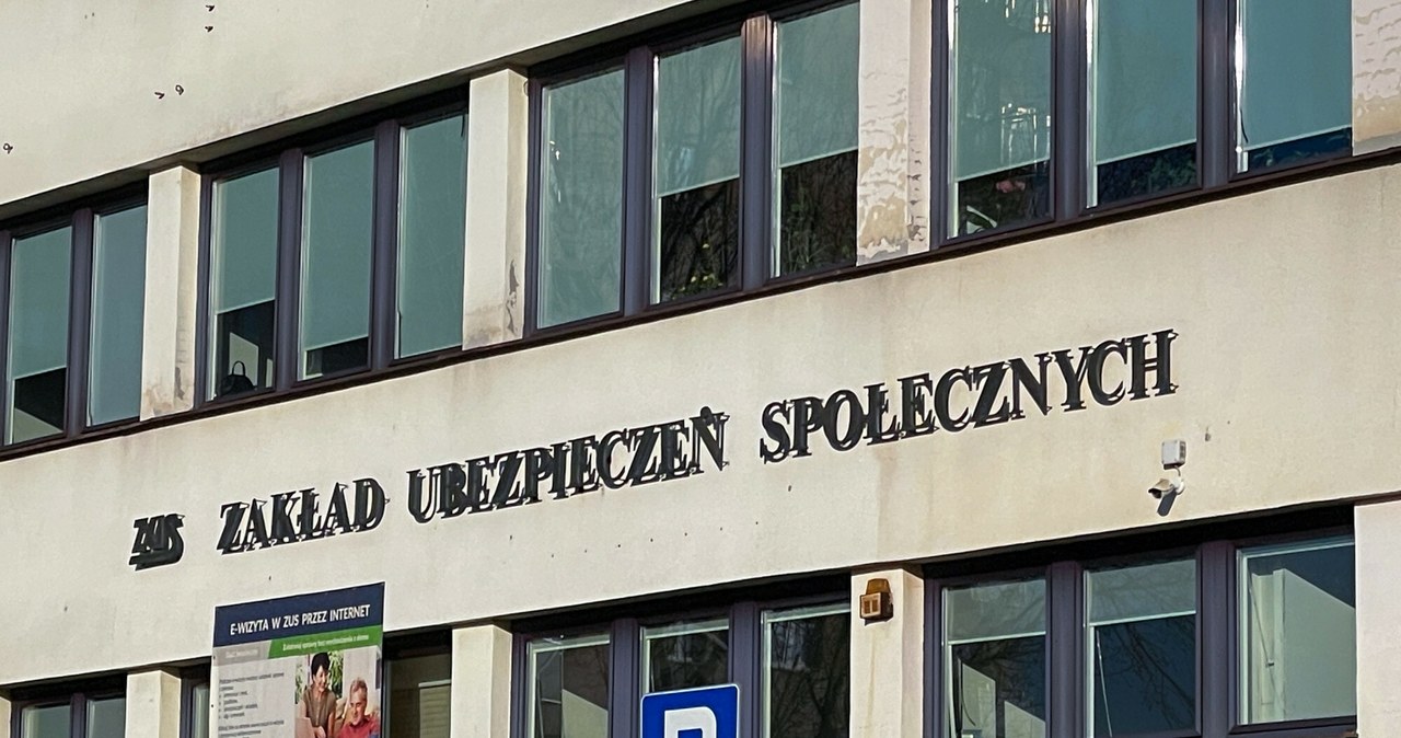 Renta rodzinna to forma wsparcia wypłacana przez Zakład Ubezpieczeń Społecznych /Wojciech Laski /East News