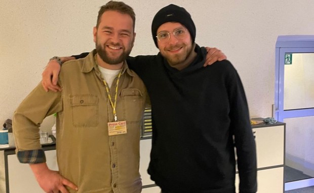 Reporter RMF FM wrócił z Ukrainy. W bezpiecznie miejsce zabrał rodzinę z ostrzeliwanego miasta