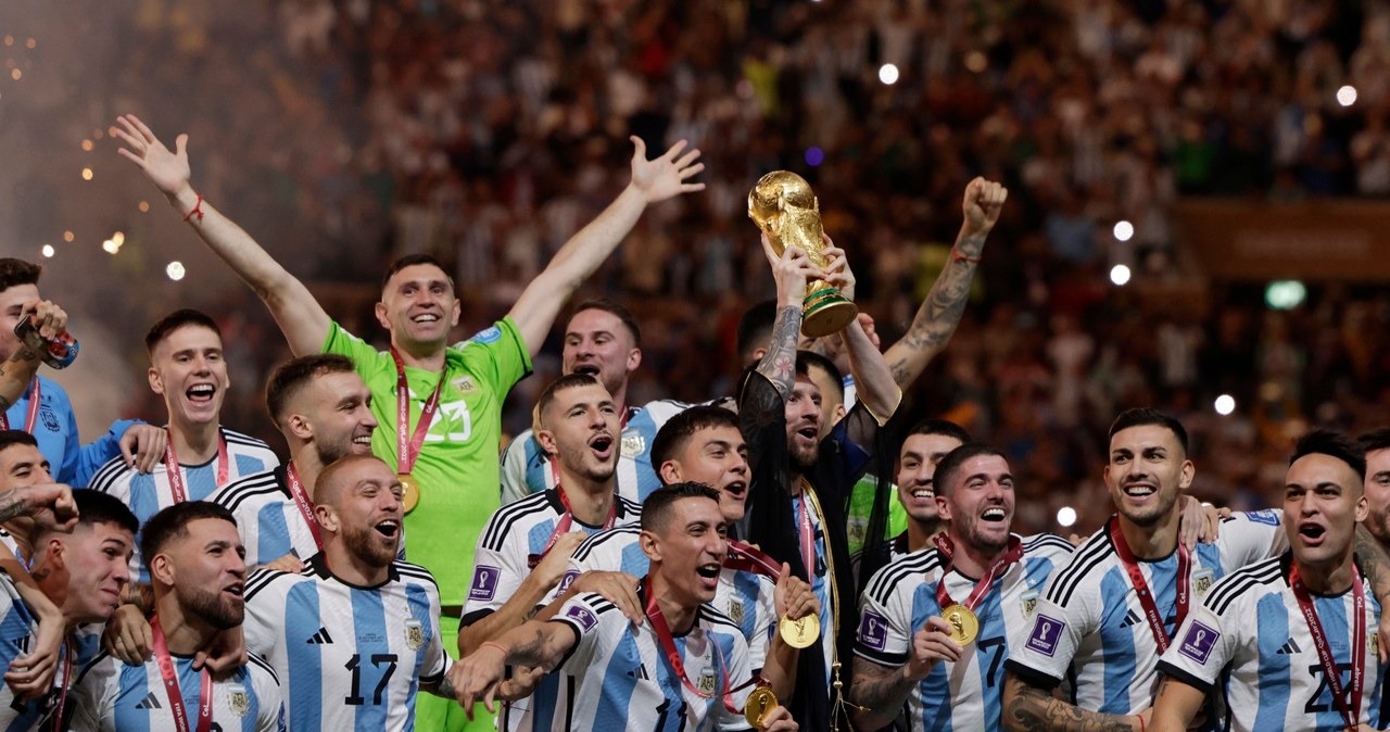 Reprezentacja Argentyny mistrzami świata na mundialu w Katarze /Richard Sellers /Getty Images