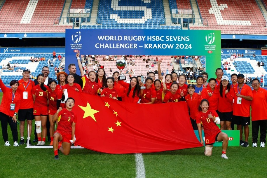 Reprezentacja Chin - sir Gordon Tietjens drugi od lewej /Materiały prasowe