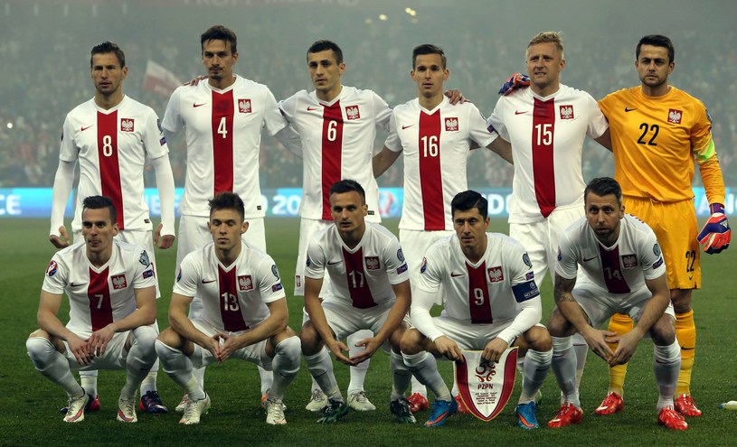 Reprezentacja Polski przed meczem z Irlandią w Dublinie /AFP