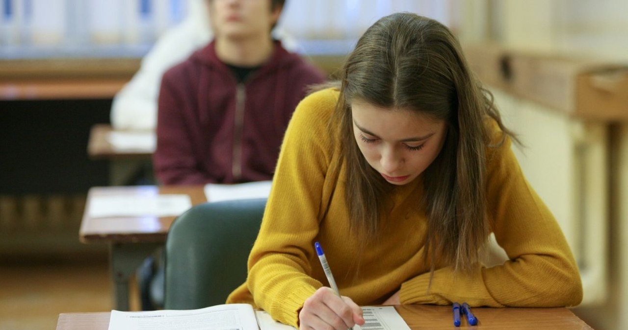Resort edukacji rozważa zmianę w termie egzaminu ósmoklasisty /Adam Borowy /Reporter