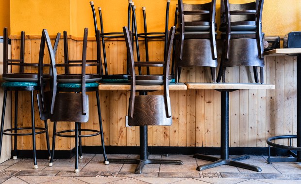 Restauracje padają jedna po drugiej. Początek roku będzie decydujący