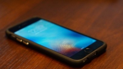 Reuters: Atak hakerski na telefony komórkowe Demokratów. Zaatakowali Rosjanie?