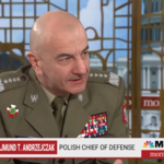 Rewelacyjny angielski i pewność wypowiedzi. Polski generał wymiata w amerykańskiej telewizji