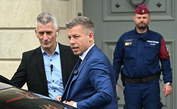 Rewolucja na Węgrzech. Magyar przenosi siedzibę premiera