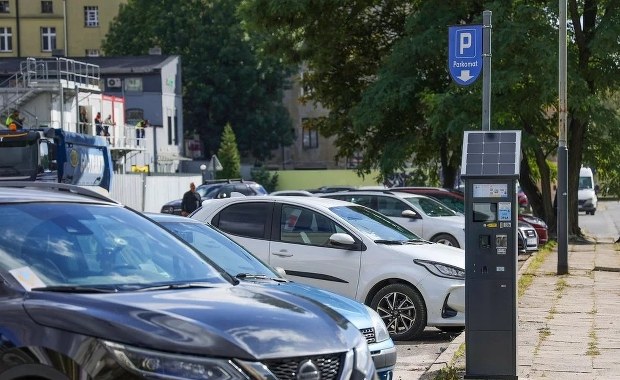 Rewolucja w płatnym parkowaniu w Łodzi. Sprawdź, co się zmieniło 