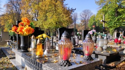 Rewolucja w pochówkach? Legalizacja rozsypywania prochów coraz bliżej