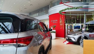 Rewolucja w salonach. Zniknęły dawne hity, nowe marki rosną w siłę