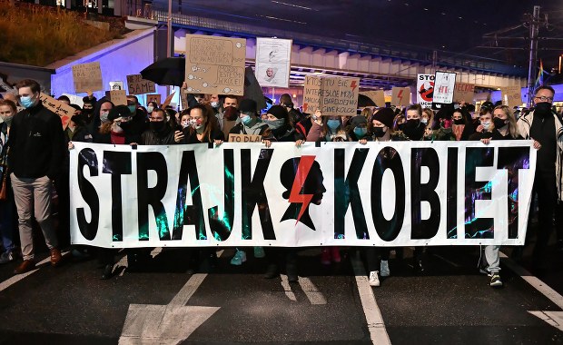 ​Rezolucja PE popierająca Strajk Kobiet bez wsparcia PO i PSL?