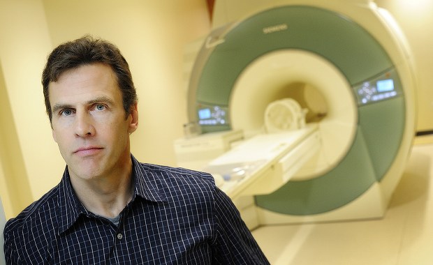 Rezonans magnetyczny zamiast wykrywacza kłamstw?