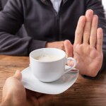 Rezygnujesz nagle z kawy? Te objawy mogą pojawić się już po kilkunastu godzinach