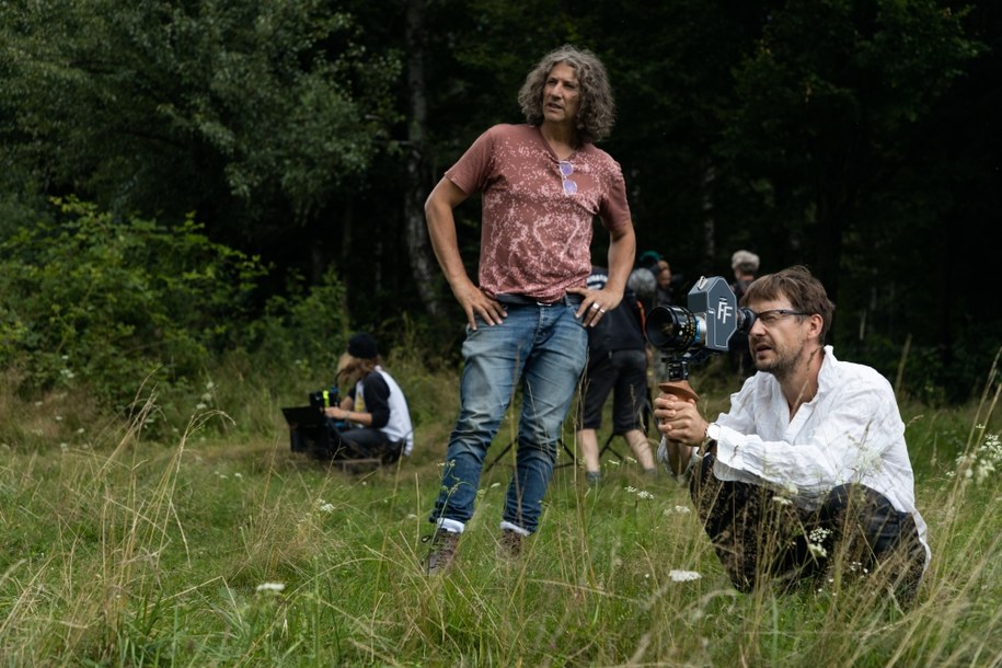 Reżyser Jonathan Glazer i autor zdjęć Łukasz Żal na planie "Strefy interesów" /Gutek Film /Materiały prasowe