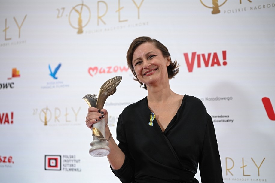 Reżyserka Maria Zbąska odebrała nagrodę w kategorii "Odkrycie Roku" za film " To nie mój film" na gali tegorocznych Polskich Nagród Filmowych Orły /Marcin Obara /PAP