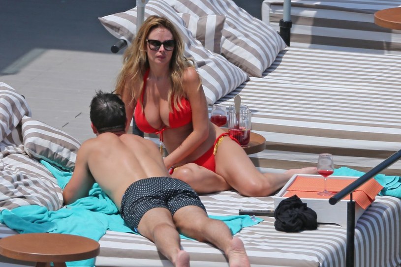 Rhian Sugden jest bez pamięci zakochana w swoim mężu, któremu kocha sprawiać niespodzianki /Vantage News/MEGA /Agencja FORUM