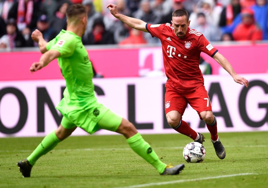 Ribery odejdzie po sezonie z Bayernu Monachium /LUKAS BARTH-TUTTAS /PAP/EPA