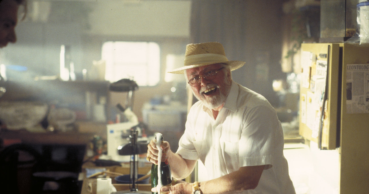 Richard Attenborough w filmie "Park Jurajski" /Murray Close  /Getty Images