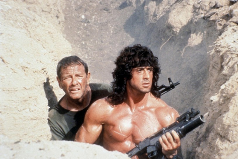 Richard Crenna i Sylvester Stallone w scenie z filmu "Rambo III" /Carolco Pictures Inc. / Entertainment Pictures /Agencja FORUM