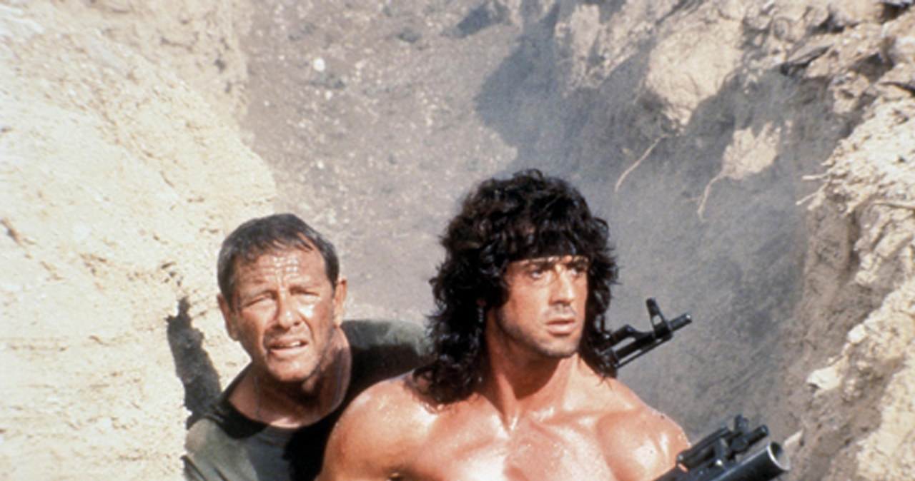 Richard Crenna i Sylvester Stallone w scenie z filmu "Rambo III" /Carolco Pictures Inc. / Entertainment Pictures /Agencja FORUM