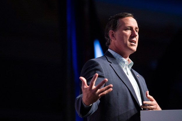 Rick Santorum /DREW ANGERER /PAP/EPA