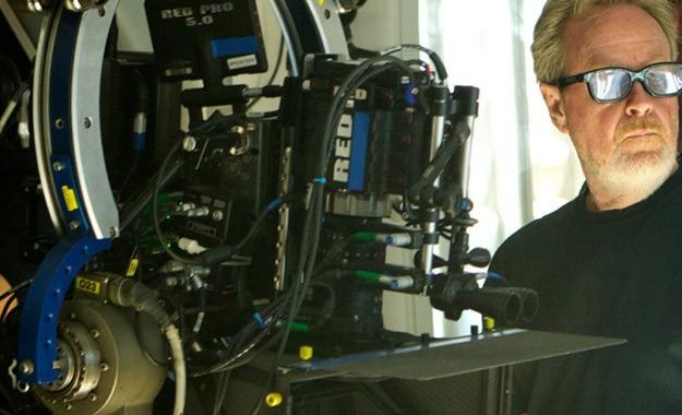 Ridley Scott na planie "Prometeusza" /materiały prasowe