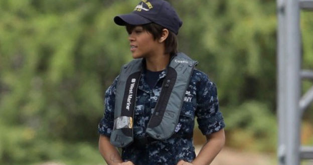 Rihanna na planie filmu "Battleship" /materiały prasowe