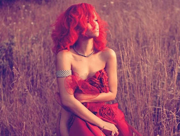 Rihanna nieco zmieniła swój image /Universal Music Polska