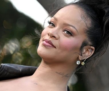 Rihanna podgrzała atmosferę w sieci tajemniczą zapowiedzią. "Ona robi wszystko, żeby nie pracować"