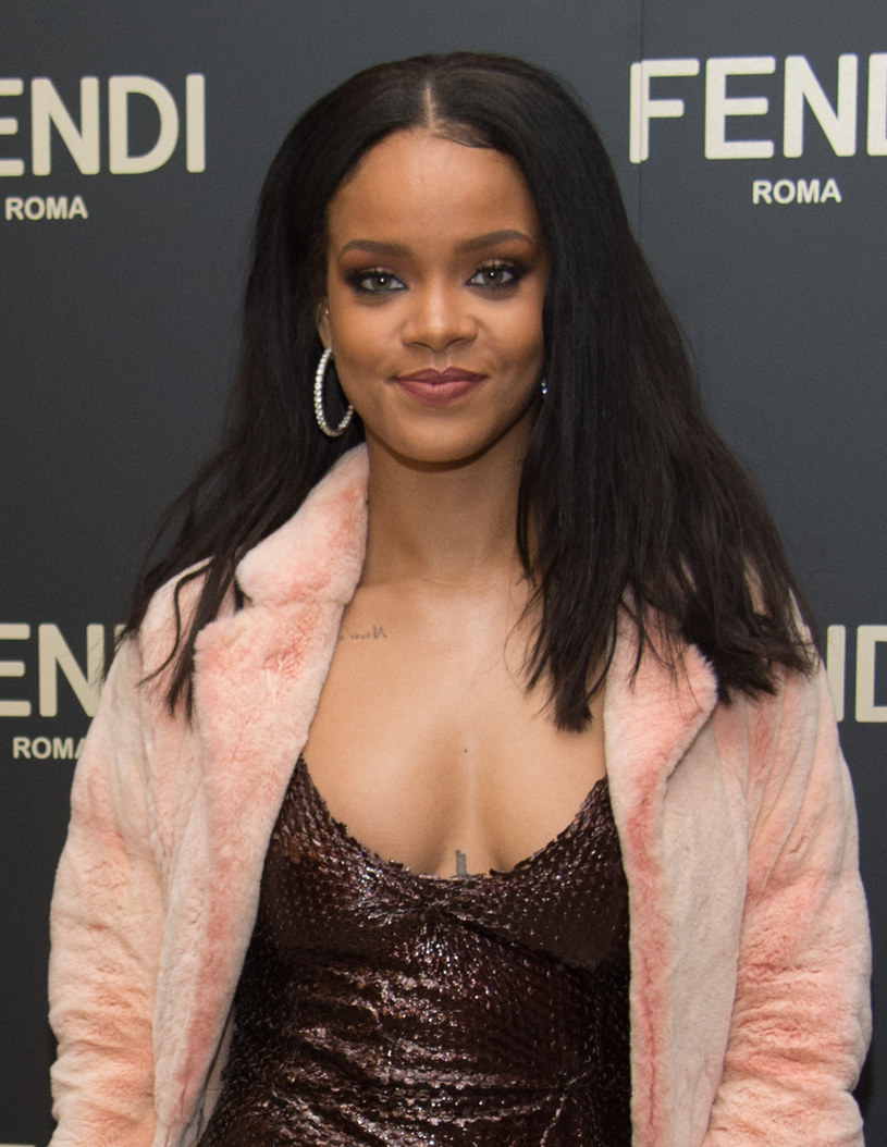 Rihanna /Mark Sagliocco /Getty Images