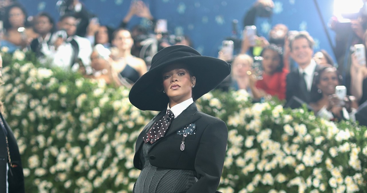Rihanna /Dimitrios Kambouris /Getty Images
